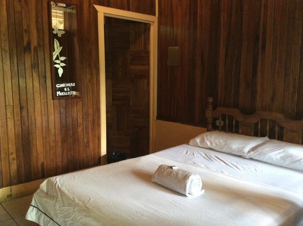 Cabinas El Muellecito 托尔图格罗 外观 照片